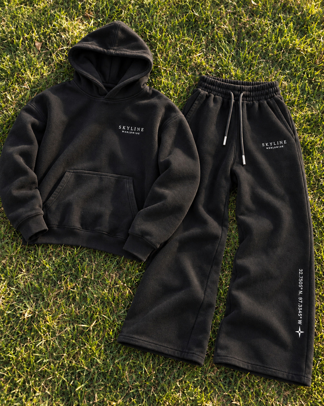JET BLACK Skyline Worldwide set front view on grass